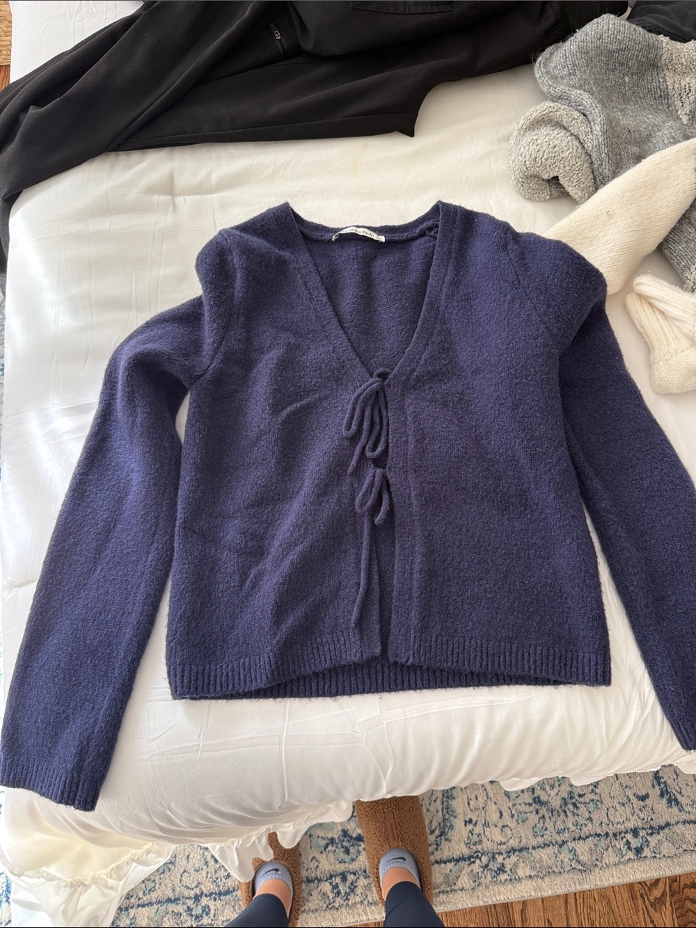 Abercrombie & Fitch Navy V-Neck Tie-Front Sweater